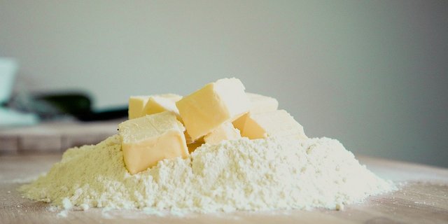 Eine grosse Mehrheit der von der BOM in Sachen Buttermangel ist der Meinung, dass es für die Versorgung der Schweiz mit Butter über die Weihnachtszeit zusätzliche Importe braucht. (Bild Pixabay)