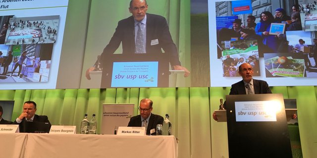 Jacques Bourgeosi anlässlich seiner letzten DV als Direktor heute Donnerstag in Bern. (Bild akr)