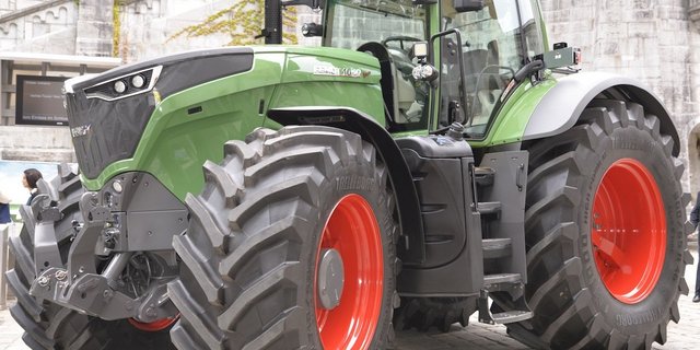Der Fendt Vario 1000 ist der grösste Standardtraktor auf dem Markt. 