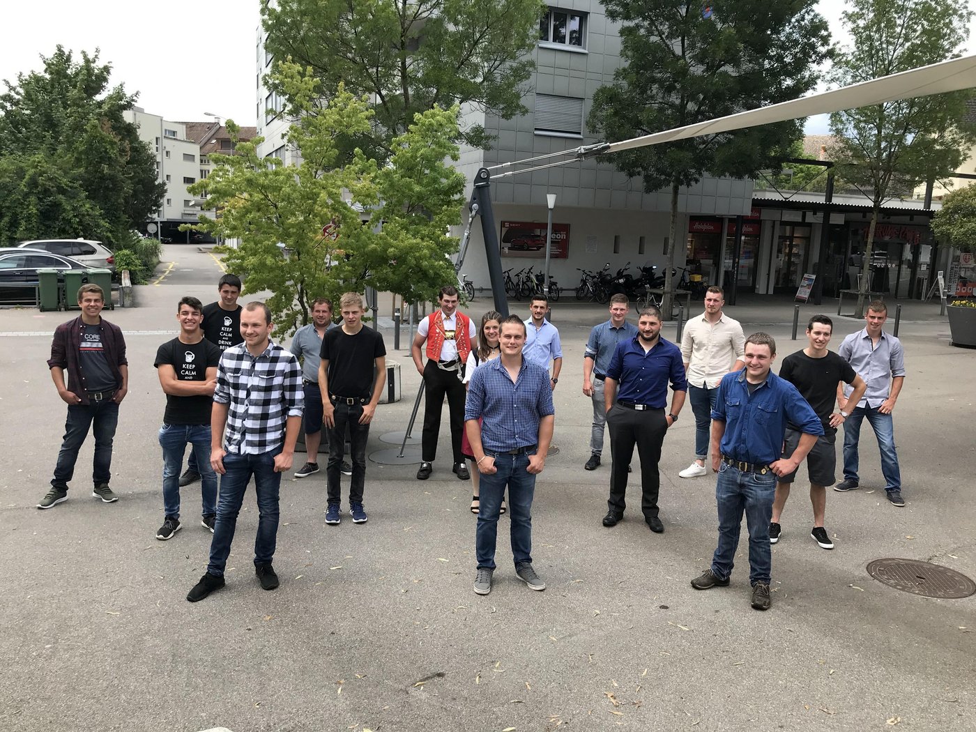 Diese Absolventin und Absolventen haben bei ihrem Abschluss Landwirt EFZ eine Note von über 5.3 erzielt. (Bilder Alexandra Stückelberger)