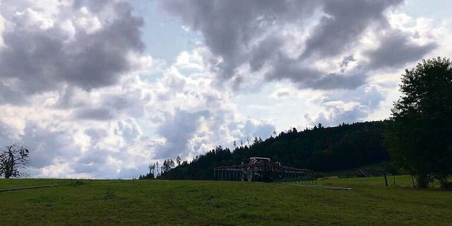 Ab 2024 gilt es ernst, gegüllt werden darf dann auf den allermeisten Flächen nur noch mittels emissionsmindernden Verfahren. 