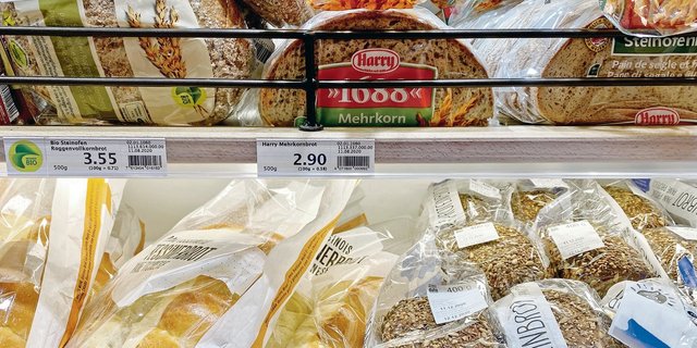 Zukünftig soll bei Brot und Backwaren im Offenverkauf klar ersichtlich sein, ob die verwendeten Rohstoffe aus Schweizer oder ausländischer Produktion stammen. (Bild Katrin Erfurt)