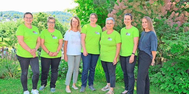 Das Team der KÖW der Zürcher Landfrauen und ganz rechts die Referentin Luana Eggerschwiler. 