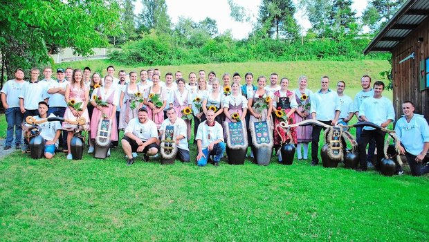 Die Absolventen der Ausbildung zum Landwirt und Landwirtin am BBZ Pfäffikon. 