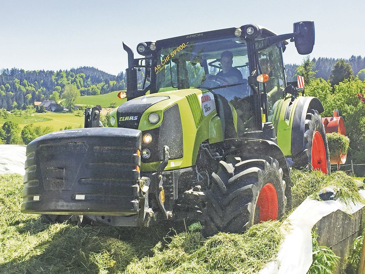 Immer mehr werden die Traktoren geleast statt gekauft.(Bild Peter Fankhauser)