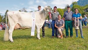 Biver Brava von Patr Biver Brava von Patrick Risi, Buochs, wurde sowohl Miss wie auch Schöneutersiegerin ältere.