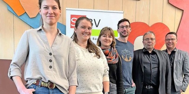 Frauenpower der Solothurner Landwirtschaft (v.l.): Melanie Ackermann (Schweizermeisterin), Ramona Kofmel und Bettina Stuber (Agrotechnikerinnen), Christoph Meister (neu im Vorstand), Robert Dreier, Edgar Kupper.