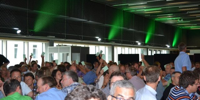 In der Ilfishalle in Langnau BE haben heute Donnerstag die IP-Suisse-Delegierten abgestimmt. (Bild jba)