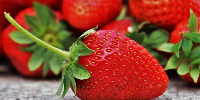 Vollreife Früchte sind heute von den Grossisten anscheinend nicht mehr gewünscht. (Bild Pixabay)