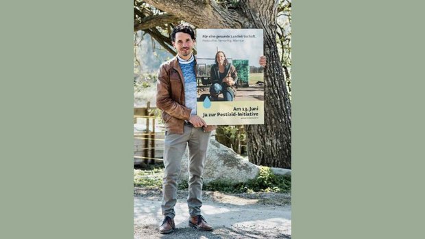 Christian Vessaz, Demeter-Vorstandsmitglied und Demeter-Winzer sagt von sich, vor der Umstellung habe er sich nicht vorstellen können, dass ein vollständiger Verzicht auf synthetische Pflanzenschutzmittel möglich sei. Nach drei Jahren habe er festgestellt: Es funktioniere. (Bild Demeter) 