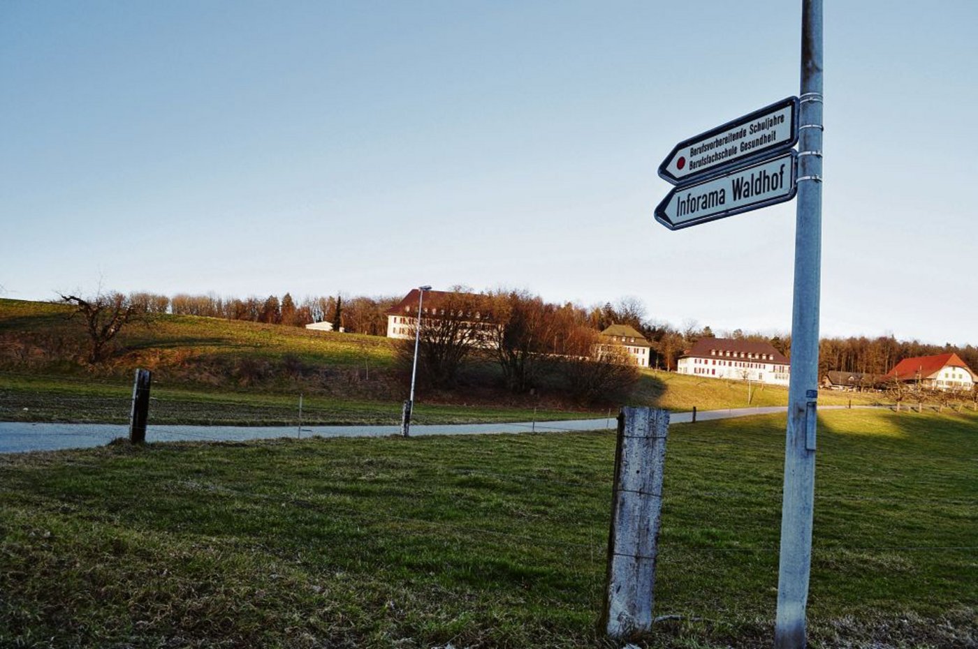 Auch wenn es bislang nur ein Gerücht ist, dass der Waldhof vor der Schliessung steht, Tatsache ist, der Kanton will sparen. (Bild: ai)