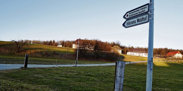Auch wenn es bislang nur ein Gerücht ist, dass der Waldhof vor der Schliessung steht, Tatsache ist, der Kanton will sparen. (Bild: ai)