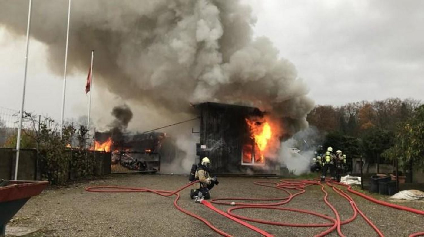 Brände in der Landwirtschaft bewegen unsere Leser, sie können verheerende Folgen für die Betroffenen haben. (Bild Polizei Basel-Landschaft)