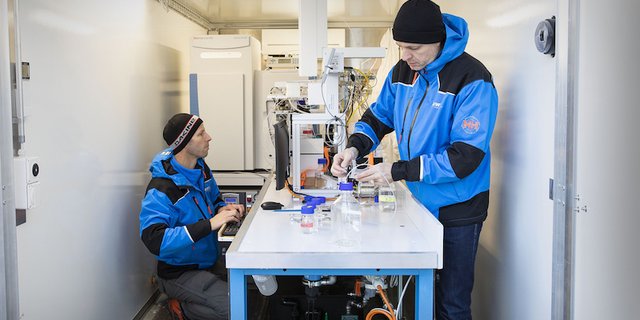 Das neue Messsystem passt heute in einen Anhänger, in Zukunft soll es auf Rucksackformat schrumpfen. (Bild Eawag)