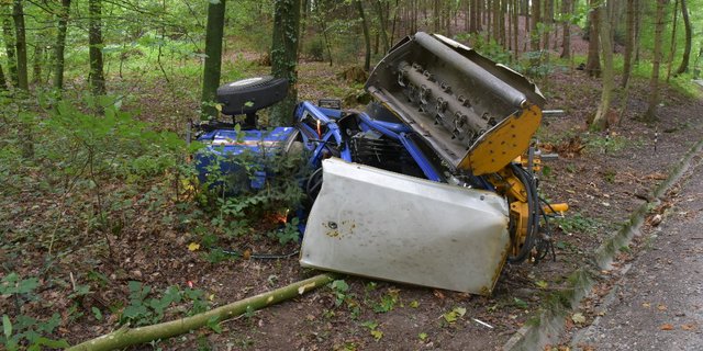Warum die Frau von der Strasse kam, ist noch nicht bekannt. (Bild Kantonspolizei Zürich)