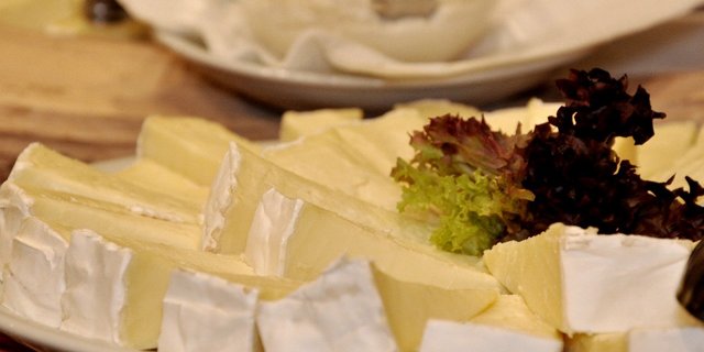 2020 wurde weniger Weichkäse exportiert und deutlich mehr davon in die Schweiz importiert. (Bild lucas_holiday /Pixabay)