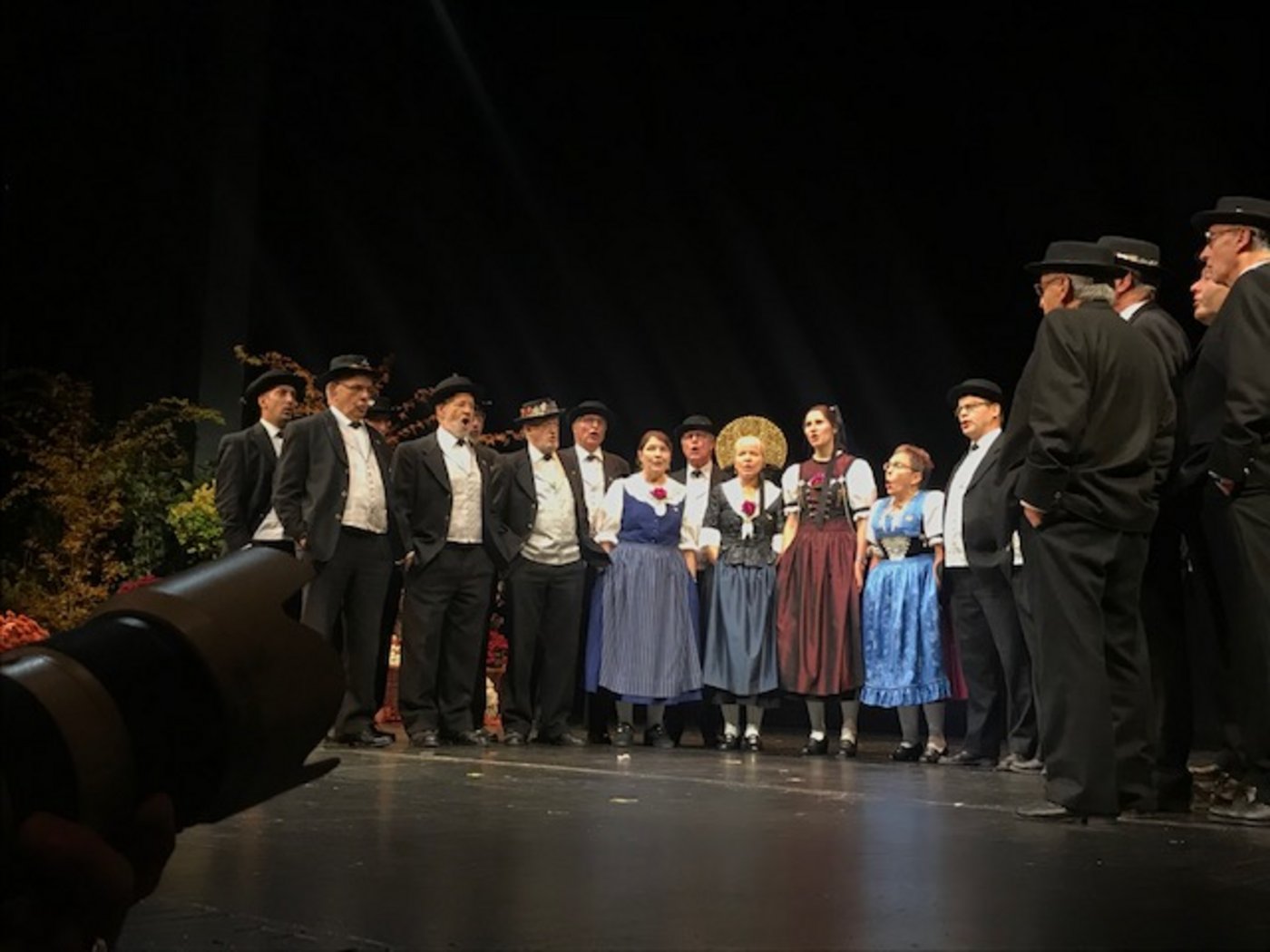 "Bis z'fride": Dieses Lebensmotto intonierte der Jodlerclub der Stadt St. Gallen. (Bild akr)
