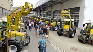 Die zahlreichen Rigi Die zahlreichen Rigitrac-Fans kamen aus der ganzen Schweiz und dem Ausland nach Küssnacht.