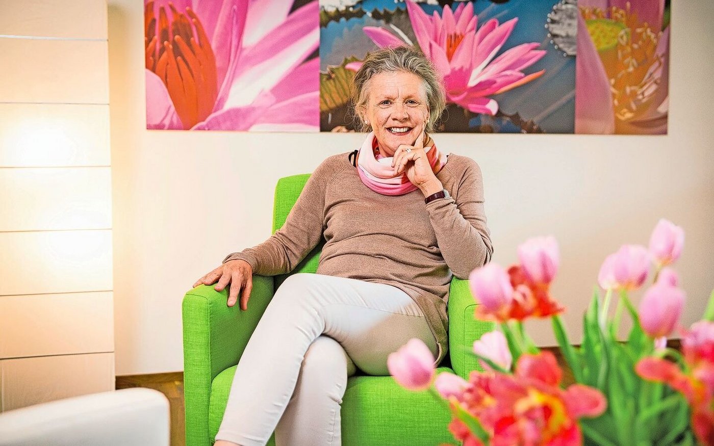 Prisca Walliser in ihrer Praxis in Gais AR. Die Hebamme und Pflegefachfrau ist heute als Lehrbeauftragte sowie als Paar- und Sexualberaterin tätig.