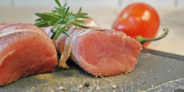 Der Konsum an Schweinefleisch soll im kommenden Jahr in Frankreich zurückgehen. (Bild Pixabay)