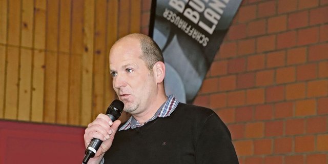 Markus Hallauer informierte über das Rebbau-Projekt.