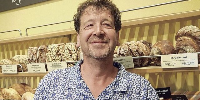 Hanspeter Landert ist stolz auf das Wyneggbrot. Durch die lange Teigführung sei es sehr aromatisch und bekömmlich. 