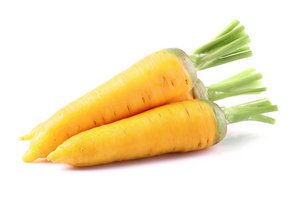 Das Pfälzerrüebli ist eng mit dem Küttiger Rüebli verwandt, das aber konischer und weisser ist. (Bild Verband Schweizer Gemüseproduzenten) 