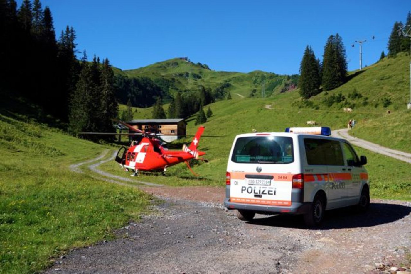 Der Unfall mit dem Älpler ereigente sich oberhalb der Talstation des Arvenliftes. (Bild Kapo SG)