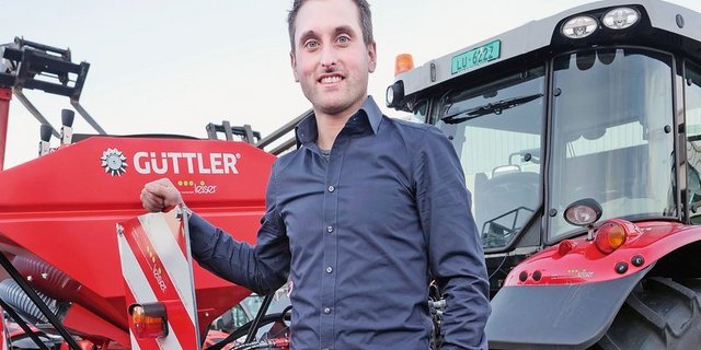 Matthias Heckenberger wurde mit seinen Verbesserungsmassnahmen beim Grünland zu «Deutschlands bestem Junglandwirt des Jahres 2015» gewählt. Bild: Beat Schmid