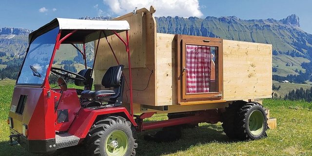 So kann Agrotourismus aussehen: das Sternenhimmelbett vom Schottenhof Lochsitli.
