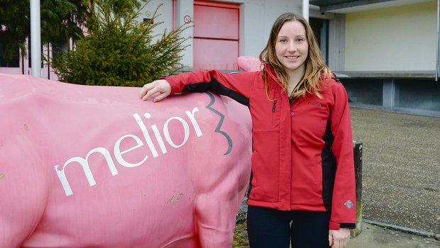 Sandra Glauser ist die geborene Beraterin. Die Arbeit bei Melior gefällt ihr sehr gut. Besonders, weil sie die Landwirte mit ihrer Tätigkeit weiterbringen kann.(Bild asa)
