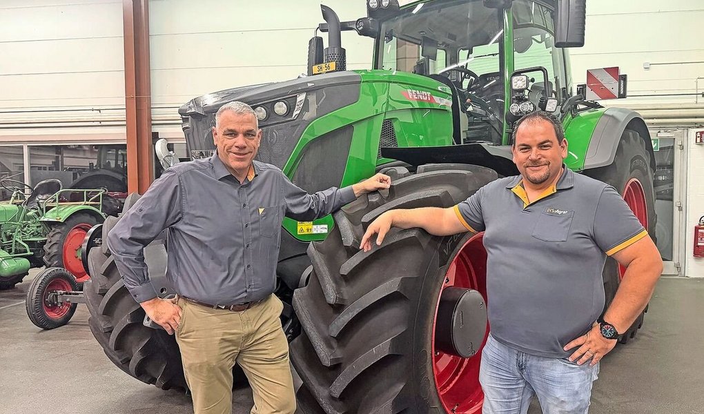 Am GVS Stamm informierten unter anderem Markus Angst (links) und Nicolas Helmstetter (rechts) über die Strategie und Entwicklungen bei der GVS Agrar.  