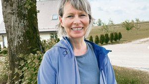 Katrin Carrel leitet Katrin Carrel leitete vergangene Woche den Stiegenhof-Flurgang. Sie wird ab Herbst im FiBL tätig sein.