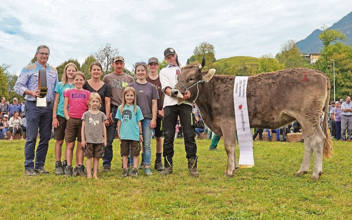 Das schönste OB-Rind war Zenit Zilli von Familie Andreas Käslin, Ennetmoos.