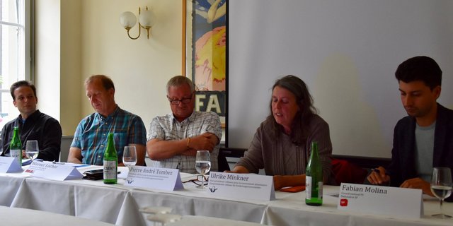 Wollten vor der Abstimmung am 23. September noch einmal ihre Meinung kundtun: Mathias Stalder, Werner Locher, Pierre André Tombez, Ulrike Minkner und Fabian Molina (von links nach rechts).