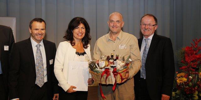 Urs Schneider (stv. SBV-Direktor) zusammen mit Susanne Giger (Radio SRF), Stefan Ulrich (SRF Regionaljournal) und Markus Rediger (Geschäftsführer LID). (Bild mw)