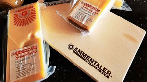 Käse aus der Emmenta Käse aus der Emmentaler Schaukäserei wird es bald nicht mehr geben. Eine Investition in die veraltete Anlage lohne sich nicht mehr und die Fabrikation sei defizitär, wird der Schritt begründet.