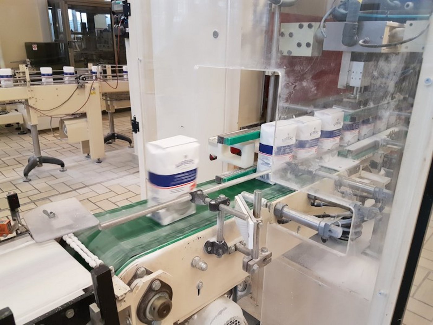 Dieses Jahr produzieren die Fabriken in Aarberg und Frauenfeld 195 Tonnen Zucker. Doch das reicht nicht. (Bild ji)