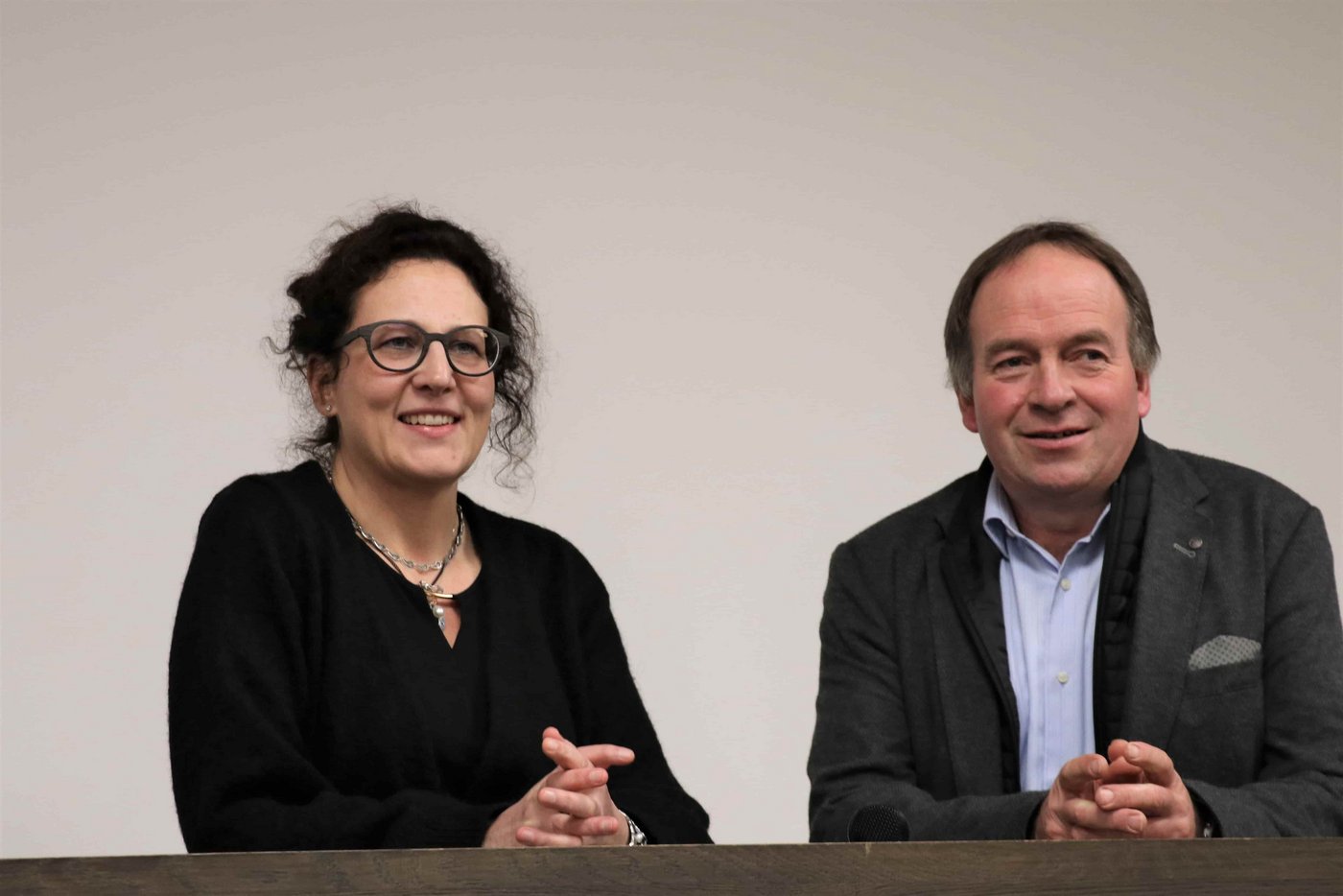 Die Bäuerin soll korrekt versichert sein: Darüber waren sich ALFV-Präsidentin Lotti Baumann und Alois Huber, Präsident des Bauernverbands Aargau, einig.