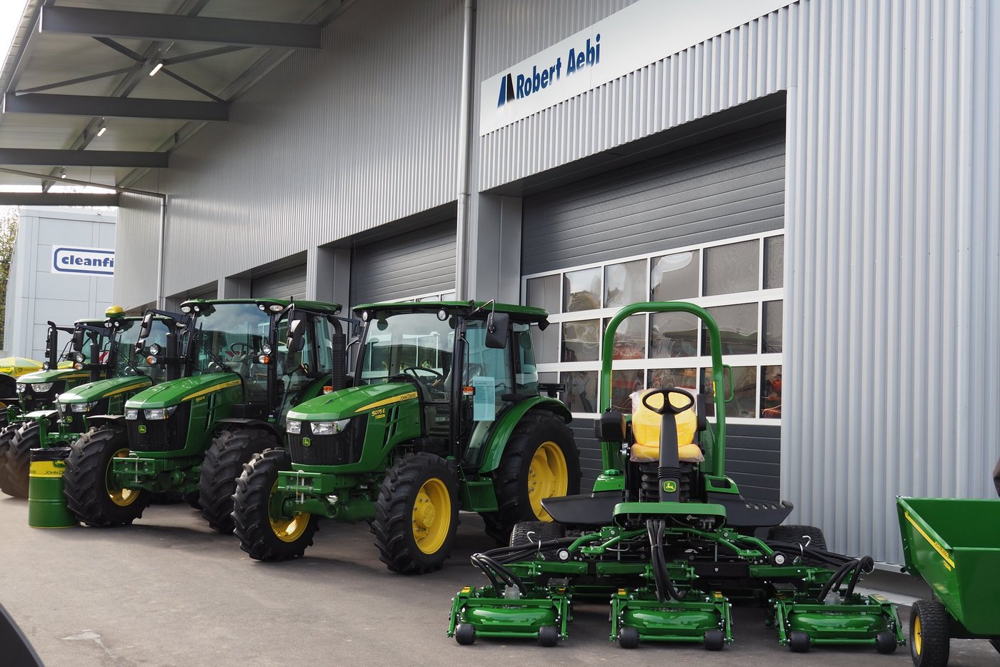Die Landmaschinen von John Deere prägen das Angebot der Robert Aebi AG. (Bilder Christian Weber