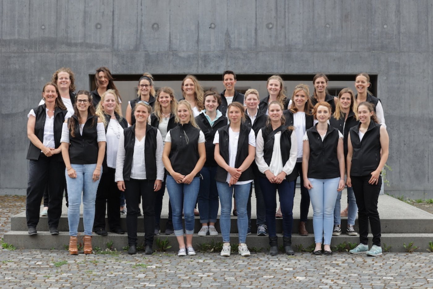 Diese Bäuerinnen haben den Modulpass erhalten. (Bilder Ursina Heinz, Plantahof)