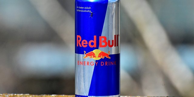In einem SRF-Beitrag mit Schwerpunkt auf Red Bull wurde suggeriert, es sei Geld «versickert». (Bild Pixabay))
