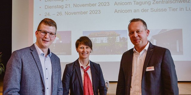 Mike Egger, Micarna; Tanja Müller, Präsidentin Anicom Zentralschweiz, und Regionalleiter Christian Probst (v. l. n. r.).
