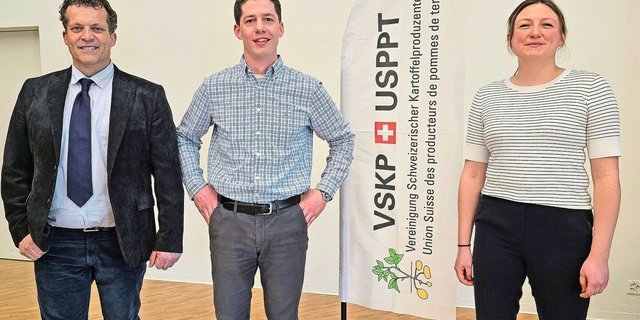 Ruedi Fischer (links) ist als Präsident des VSKP nach 18 Jahren zurückgetreten. Sein Nachfolger ist Niklaus Ramseier, der die Geschäftsführung an Lara Stamler übergeben hat.