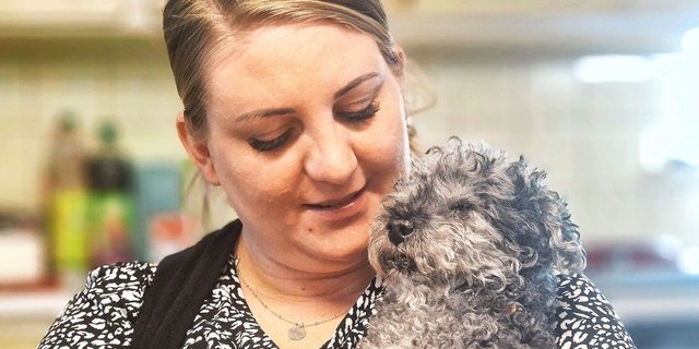 Juri und Sandra Hänni, die als Künstlerin den Namen Sandra Leon trägt.