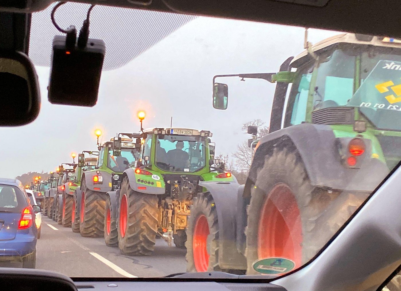 Die Landwirte wollen sich nicht länger von unverständigen Städter diktieren lassen. (Bild Jana Schimke)
