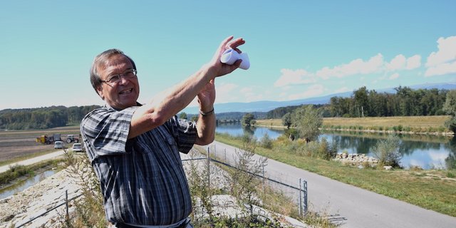 Peter Thomet, Präsident des Vereins Pro Agricultura Seeland, setzt sich für die landwirtschaftliche Nutzung des Grossen Mooses ein. (Bild jba)