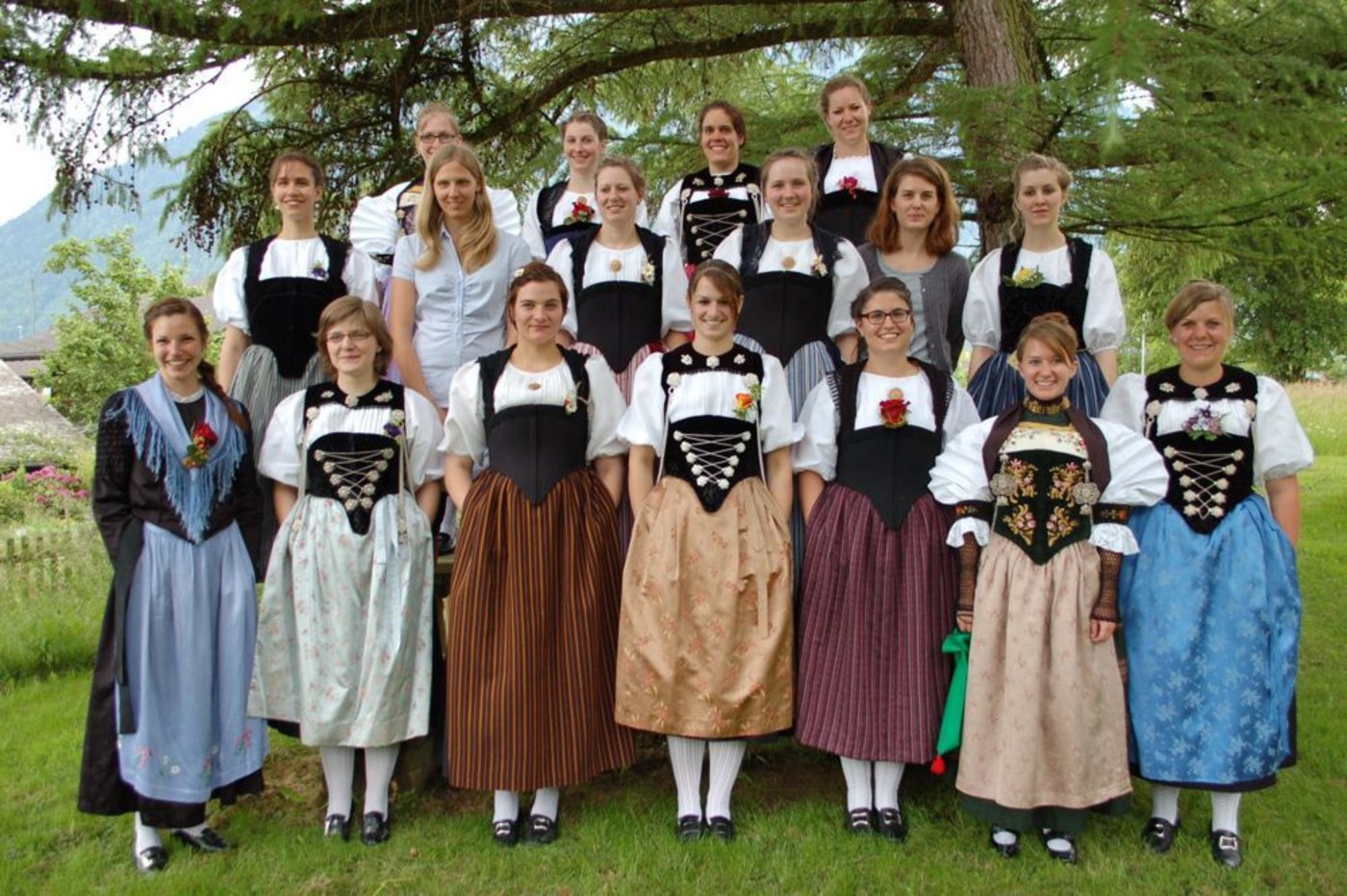 Die Abschlussklasse am Hondrich in Hauswirtschaft. (Bild: dj)