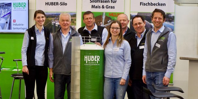 Eines der Bilder aus der Fotogalerie: Huber Silobau und Kunststofftechnik AG aus Lengnau und Hungerbühler Klima AG aus Sommeri. Veronika Schwarz, Roland Winkler, Roland Schätti, Svenja Sutter, Senn Zumstein, Dieter Henrich, Primin Strauss. (Bild Martina Rüegger)
