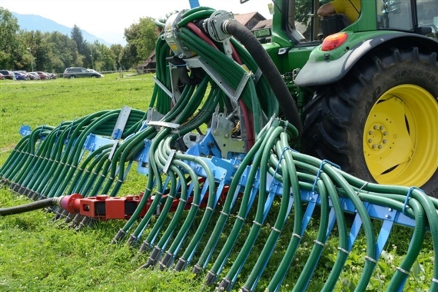 Die Gülle ist das nächste landwirtschaftliche Thema, dem sich die Konsumentensendung «Kassensturz» annimmt. (Bild BauZ)